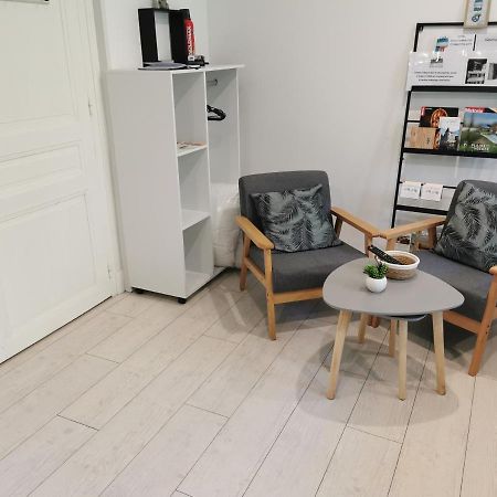 Vittel Loc'S - Le 147 - Un Havre De Paix - Calme Apartment Luaran gambar